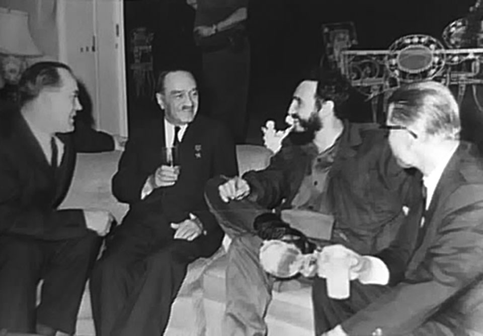Mikoyan negotiating with Fidel